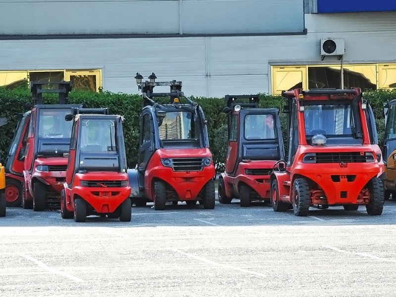 Forklift kiralama - İstanbul depo ve şantiye hizmeti