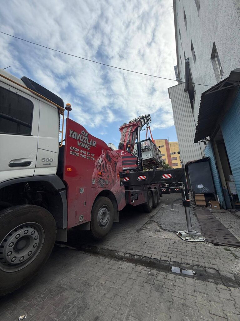 Avcılar'da balkon makinesi fabrika yerleştirme - İstanbul, Öz Yavuzlar Vinç
