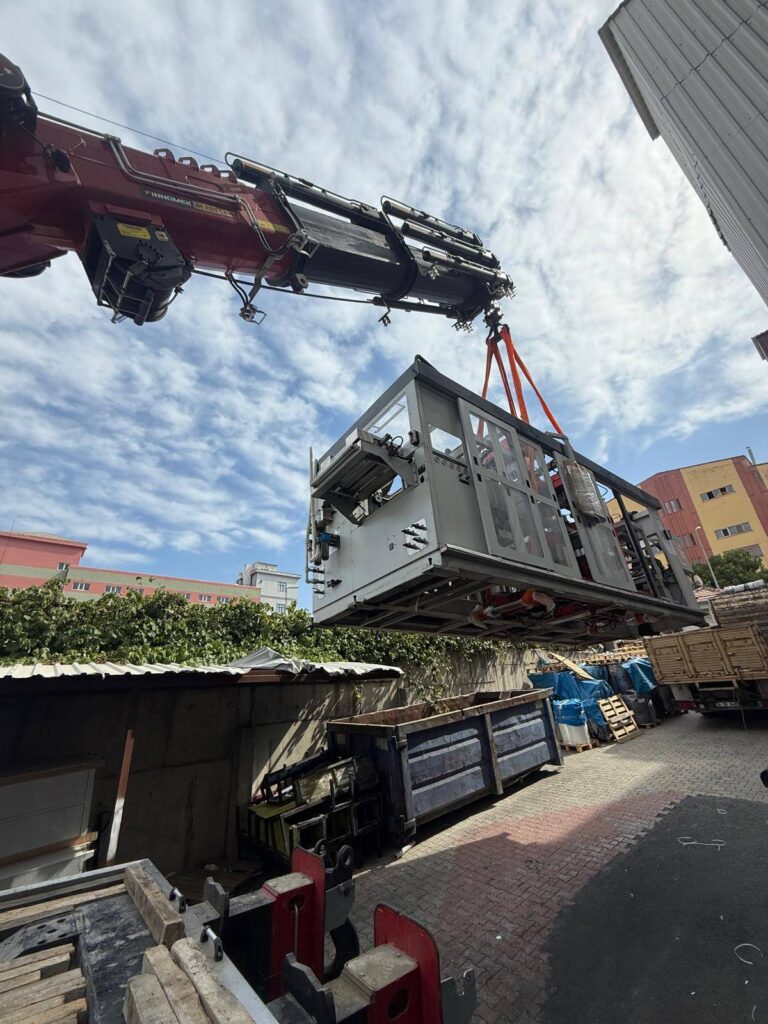 Avcılar'da balkon makinesi fabrika yerleştirme - İstanbul, Öz Yavuzlar Vinç